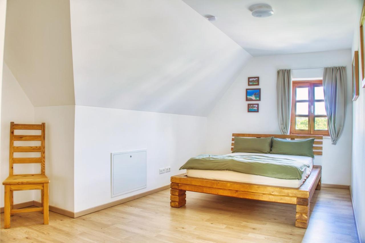 Luxus Apartment! Kueche, Balkon, Netflix, Parkplatz - 8 Personen Ilmmunster