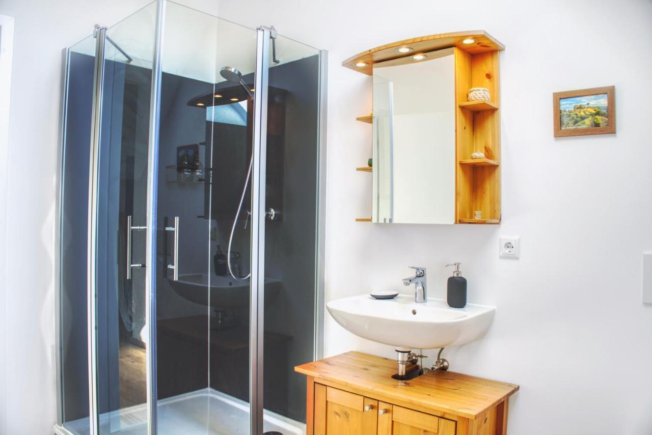 Luxus Apartment! Kueche, Balkon, Netflix, Parkplatz - 8 Personen * Ilmmunster