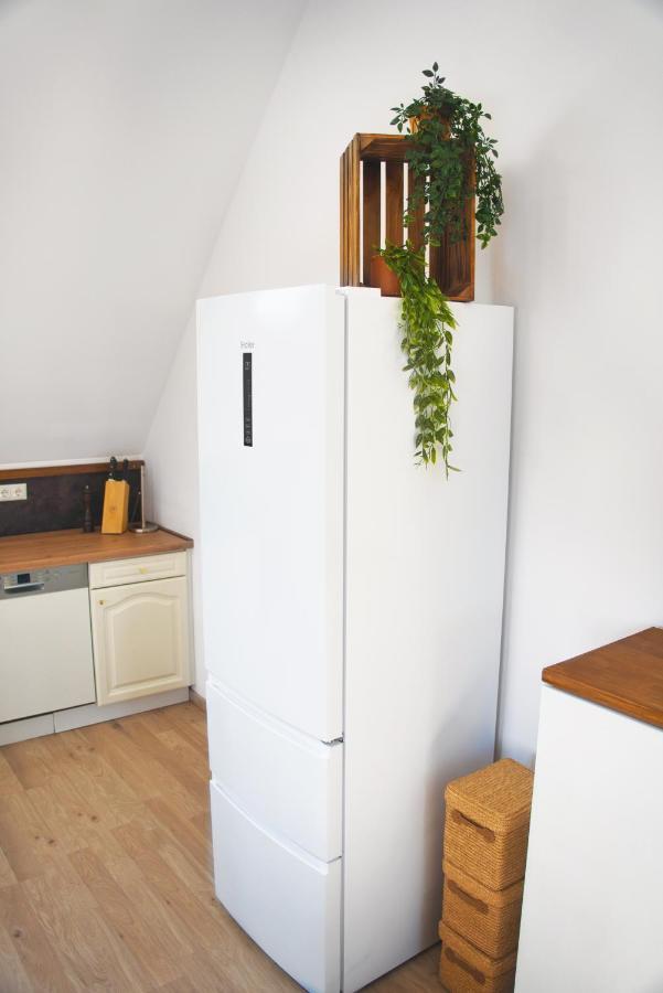 Luxus Apartment! Kueche, Balkon, Netflix, Parkplatz - 8 Personen * Ilmmunster